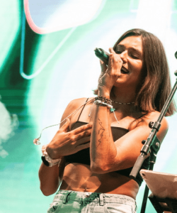 Sängerin Chiara Marita - live